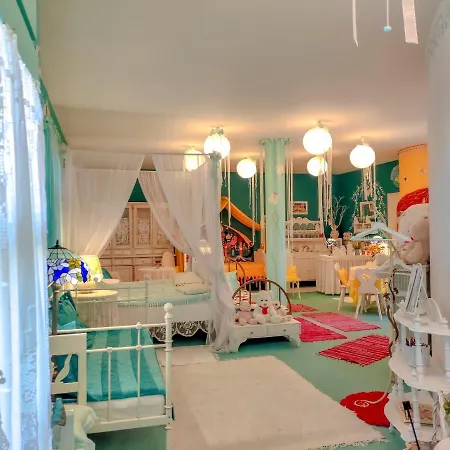 Feher Tulipan Apartman Guest house