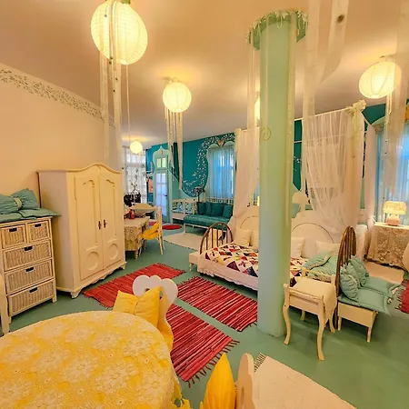 Feher Tulipan Apartman * Debrecen