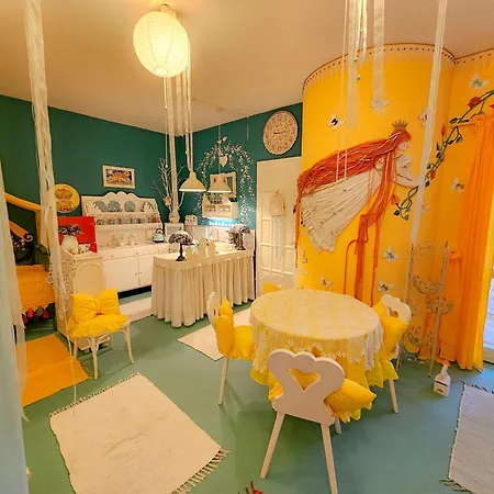Feher Tulipan Apartman