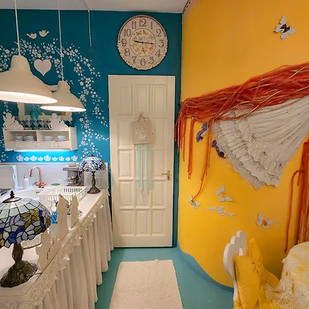 Fehér Tulipán Apartman Debrecen